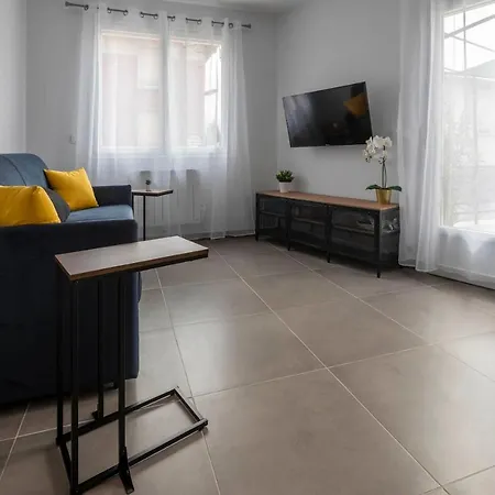 Loc Trotteur Le Graphite T2 Grand Confort Terrasse 아파트 루르드